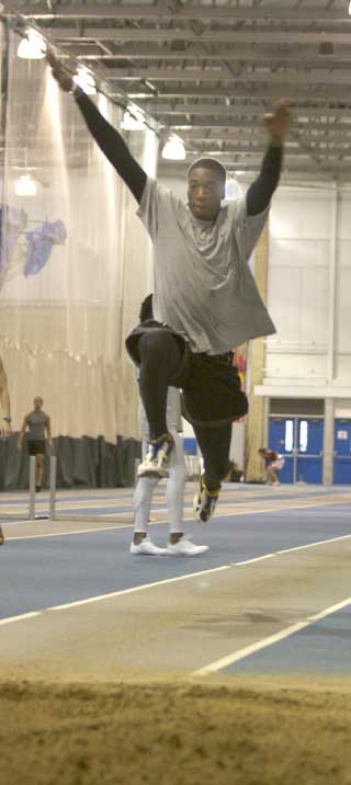 Men's indoor Track: Pair of Panthers captures OVC awards 