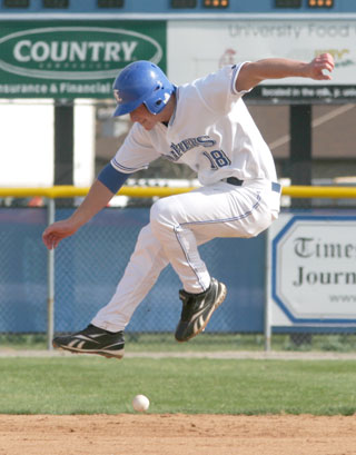 Baseball: Getting ahead leads to win 