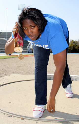 Top Cat: Junior thrower keeps winning titles 