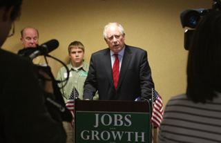 Quinn visits to announce his candidacy for governor 