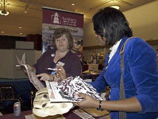 Graduate fair offers choices 