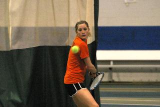 Women's tennis loses to IPFW in opener 