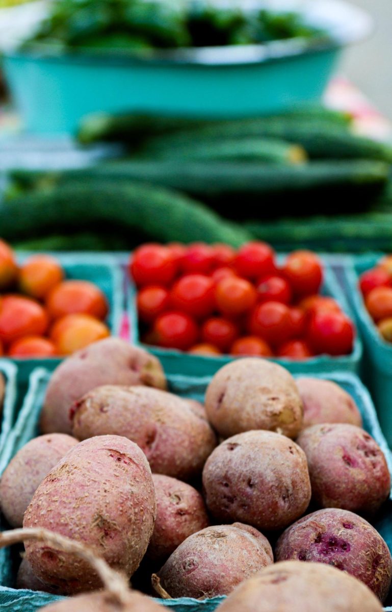 Wednesday mornings farmers market at the Charleston Square, in front of the courthouse 