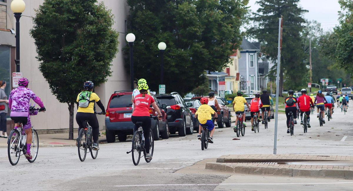 Bike racers peddle off for the 25-mile race of the Tour De Charleston on Saturday morning on Saturday, September 28, 2024. There were 58 finishers in the 25 mile category.