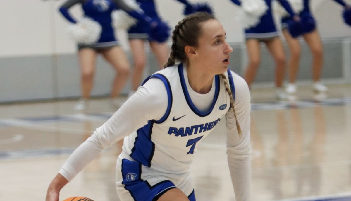 (Thumbnail Edition) Senior guard Kiyley Flowers dribbles during the Eastern Illinois University women's basketball game against Indiana State Sycamores at Groniger Arena in Charleston, Ill., Friday, Dec. 6 2024.