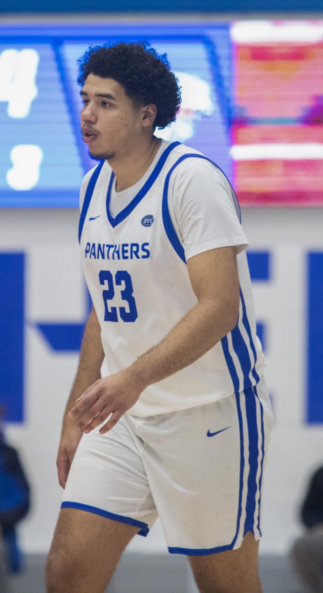  

Senior forward Rodolfo Bolis checks into the game for redshirt junior Lazar Grbovic during the second half of Eastern’s loss to Southern Indiana 64-60 on Saturday.